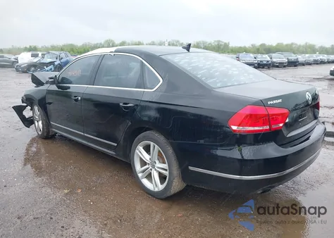 2015 Volkswagen Passat 1.8T Sel Premium from USA, damaged, VIN 1VWCS7A36FC122780